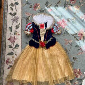 Disney Store Snow White Limited Edition Gown Size 4 — 1 of 2000